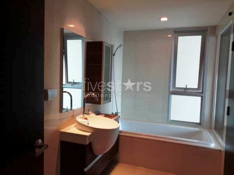 Appartement de 2 chambres à louer près de la station de BTS Phrakhanong, photo 9