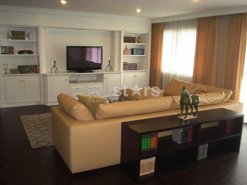 Appartement de 3 chambres à louer près du BTS Ekamai