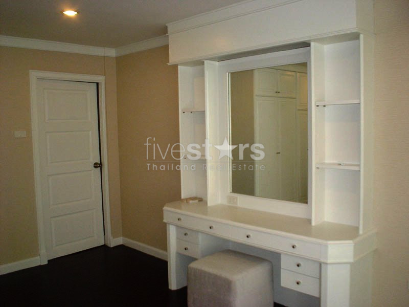 Appartement de 3 chambres à louer près du BTS Ekamai, photo 11