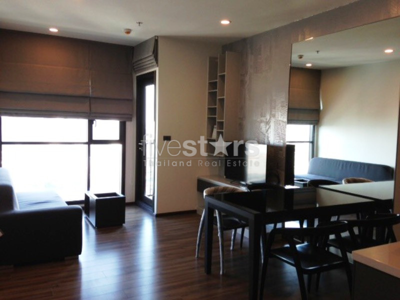 2 bedrooms condo for rent close to BTS Phrakahong