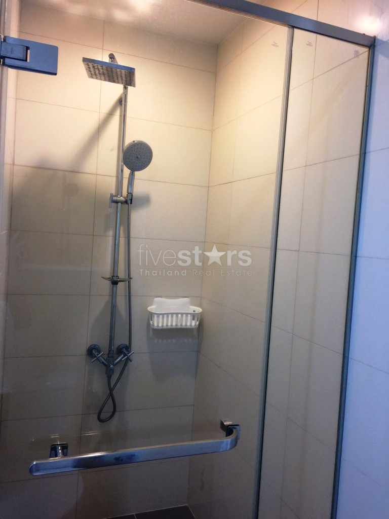 2 bedrooms condo for rent close to BTS Phrakahong, photo 9