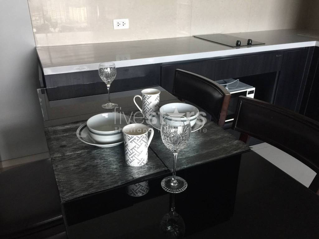 2 bedrooms condo for rent close to BTS Phrakhanong, photo 6