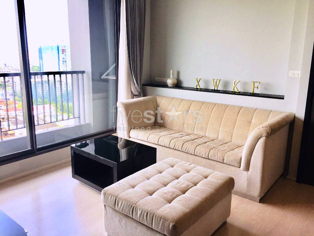 2 bedrooms condo for rent close to BTS Phrakhanong