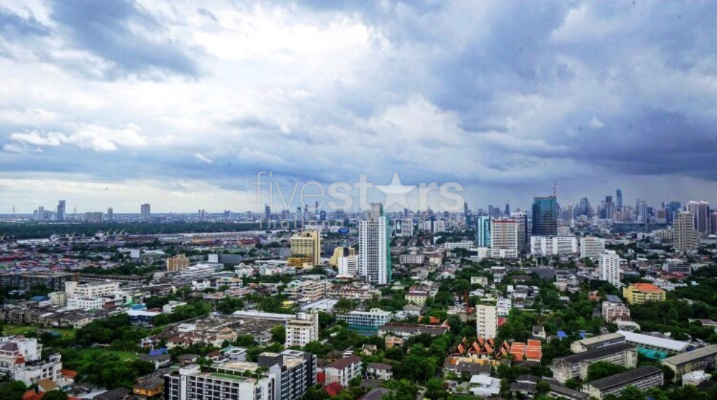High floor unit 1 bedroom condo for rent close to BTS Ekamai, photo 12