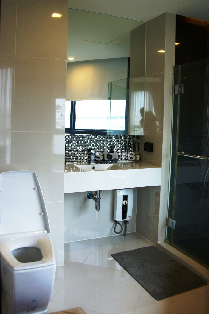 2 bedrooms condo for rent close to BTS Phrakhanong, photo 8