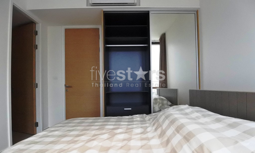 Condo moderne de 2 chambres à louer à Ekamai, photo 9