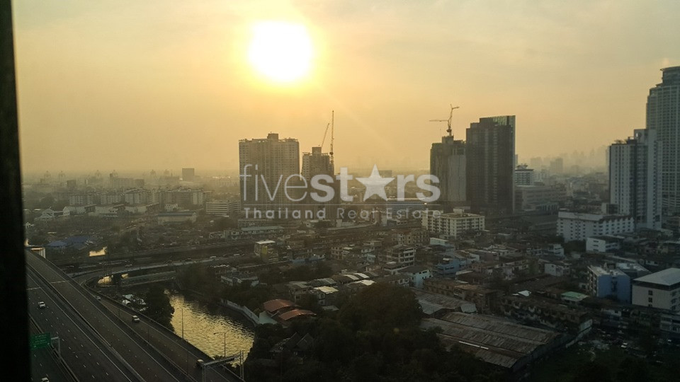 Appartement d'une chambre à vendre près de la station de BTS  PhraKanong, photo 6