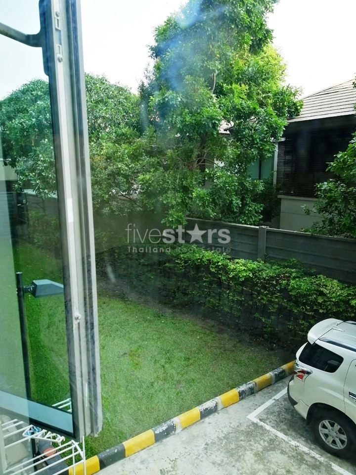 Appartement spacieux en Duplex de 2 chambres à louer à Ekamai, photo 12