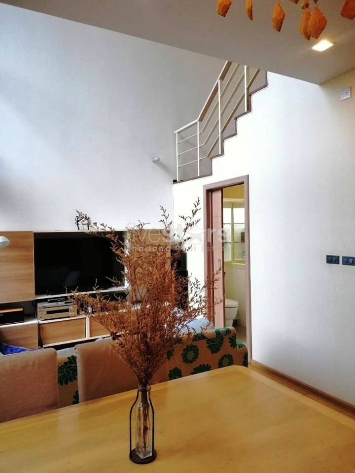 Appartement spacieux en Duplex de 2 chambres à louer à Ekamai, photo 7