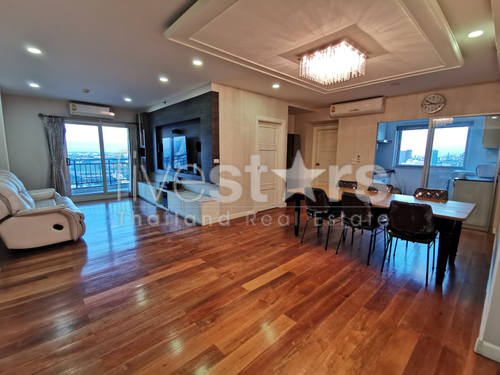 Appartement de 2 chambres à louer à Ekamai-Thonglor