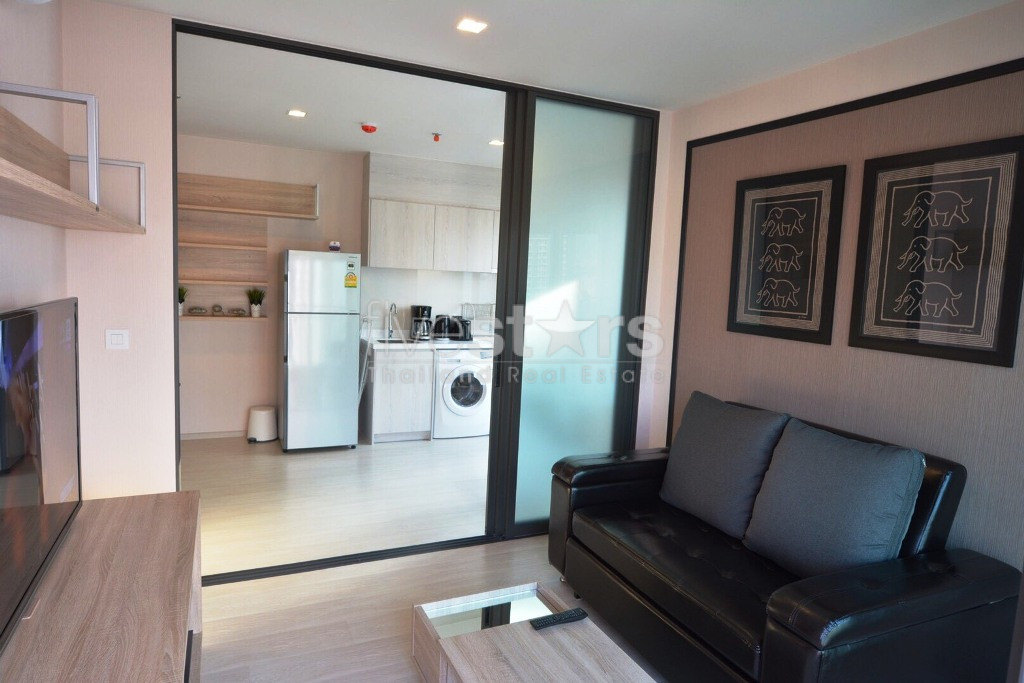 Condo 1 chambre à vendre sur Phra Khanong