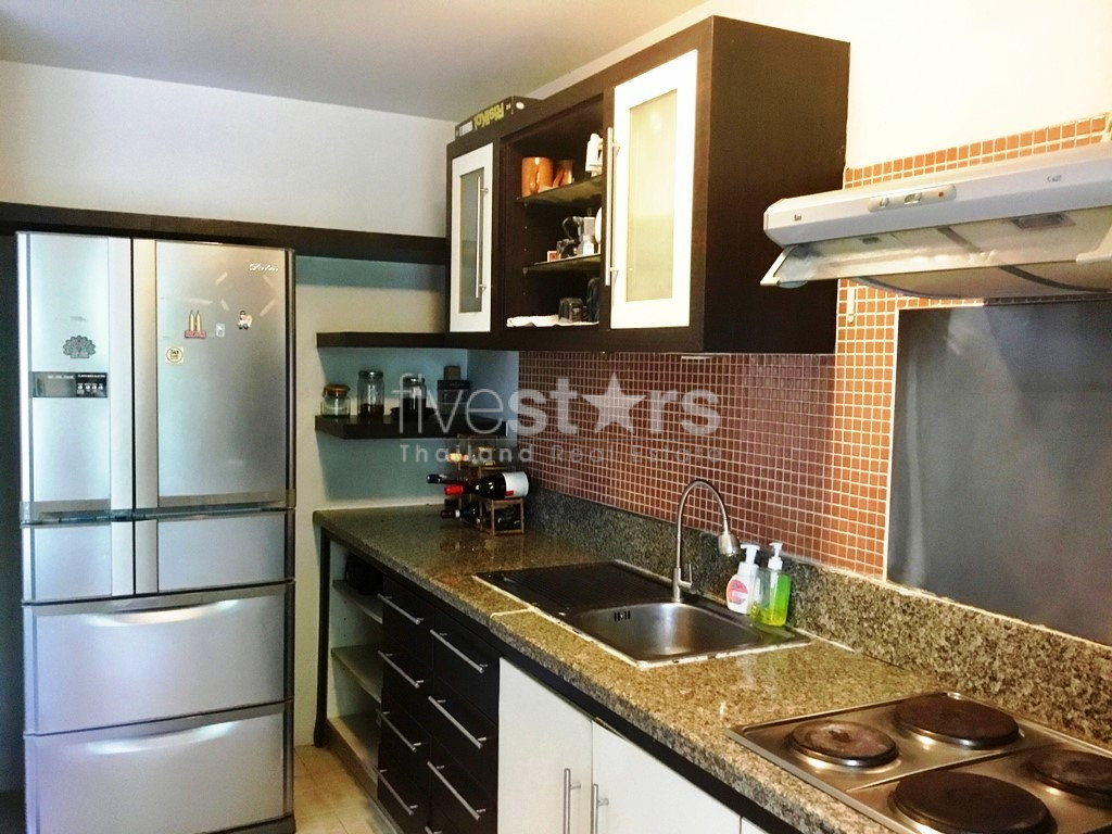 Appartement de 2 chambres à louer à Ekamai, photo 6