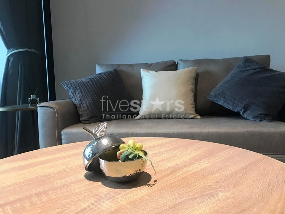 1 bedroom condo for rent near BTS Ekamai, photo 2