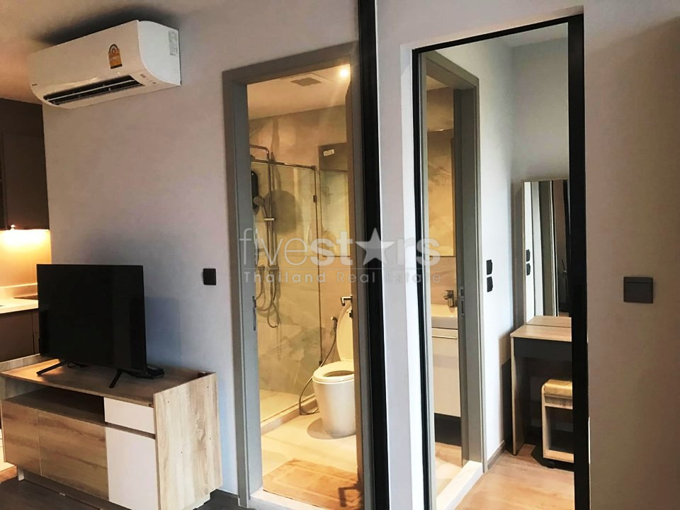 1 bedroom condo for rent near BTS Ekamai, photo 11