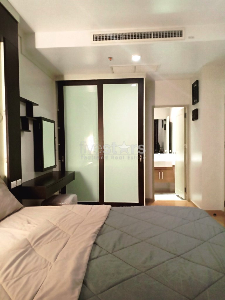 1 bedroom condo for rent in Ekamai, photo 8