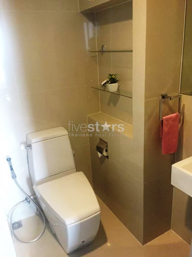 1 bedroom condo for rent close to BTS Phrakhanong, photo 8