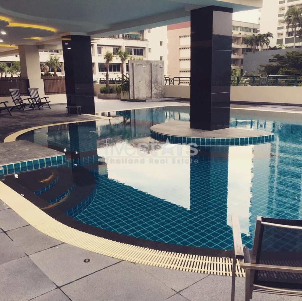 Spacieux condominium de 2 chambres à louer à Ekamai, photo 9