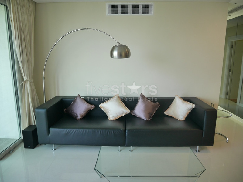 Appartement haut en étage de 3 chambres à louer à près du BTS Ekamai, photo 4