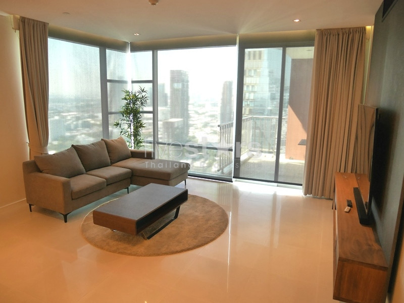 Appartement moderne de 3 chambres à louer à 400m de la station de BTS Ekamai