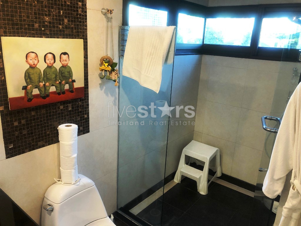 Spacious 3-bedroom condo in a quiet area of Ekamai, photo 16