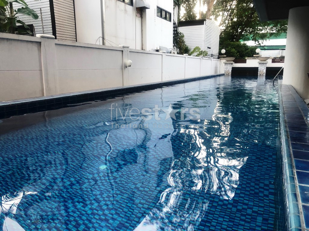 Spacious 3-bedroom condo in a quiet area of Ekamai, photo 18