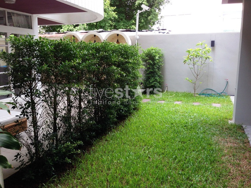 Large 3 bedrooms apartment for rent in Ekamai, photo 13