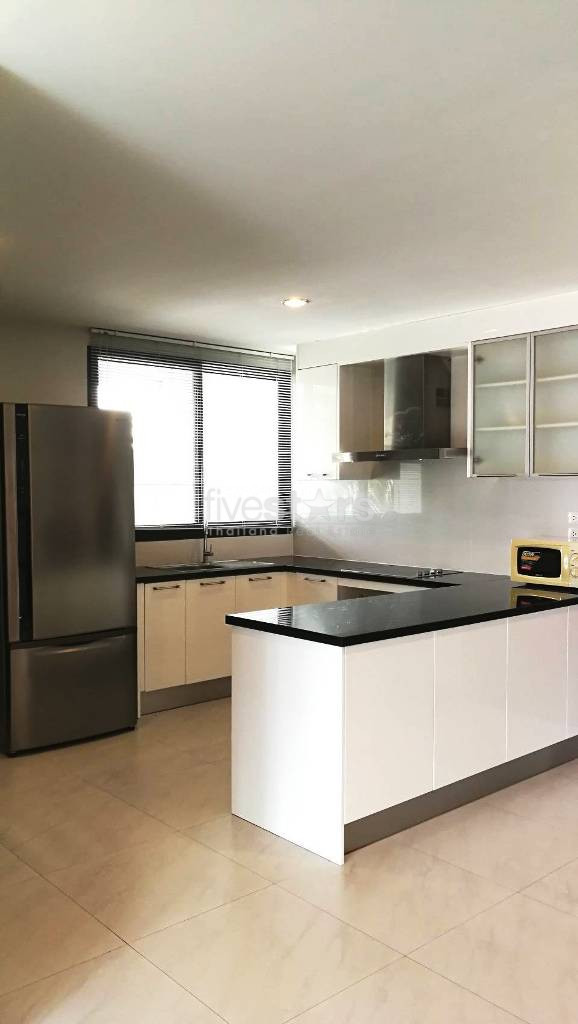 Large 3 bedrooms apartment for rent in Ekamai, photo 4