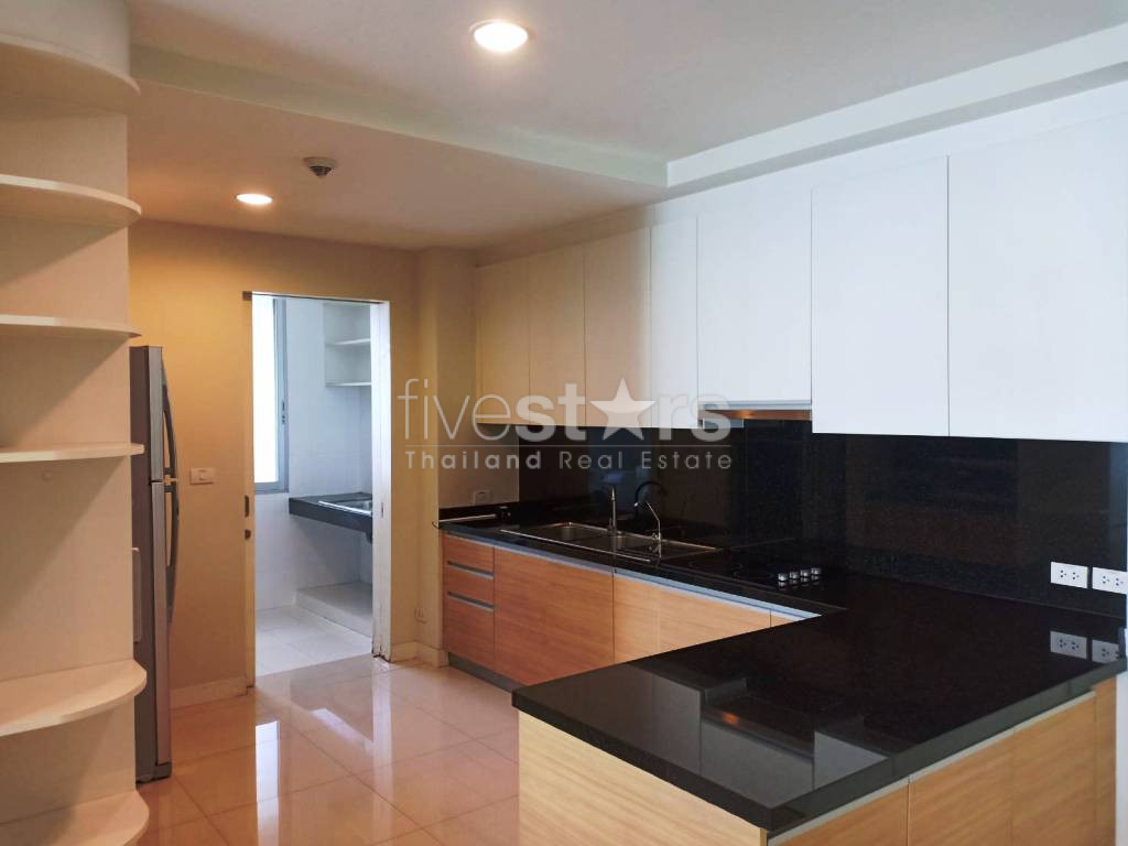2 bedrooms apartment for rent in Ekamai, photo 2