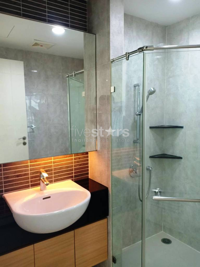 3 bedrooms apartment for rent in Ekamai, photo 12