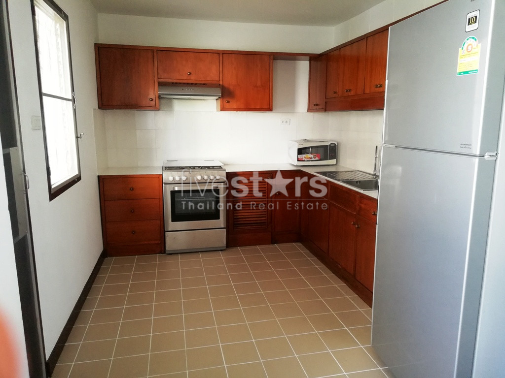 Large 3  bedrooms apartment for rent in Ekamai, photo 4