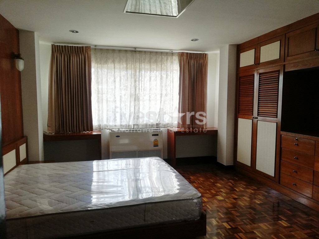 Large 3  bedrooms apartment for rent in Ekamai, photo 8