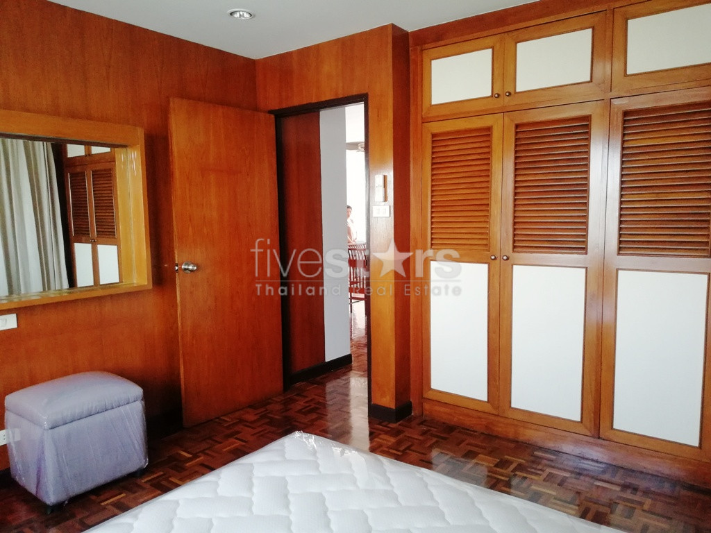 Large 3  bedrooms apartment for rent in Ekamai, photo 5