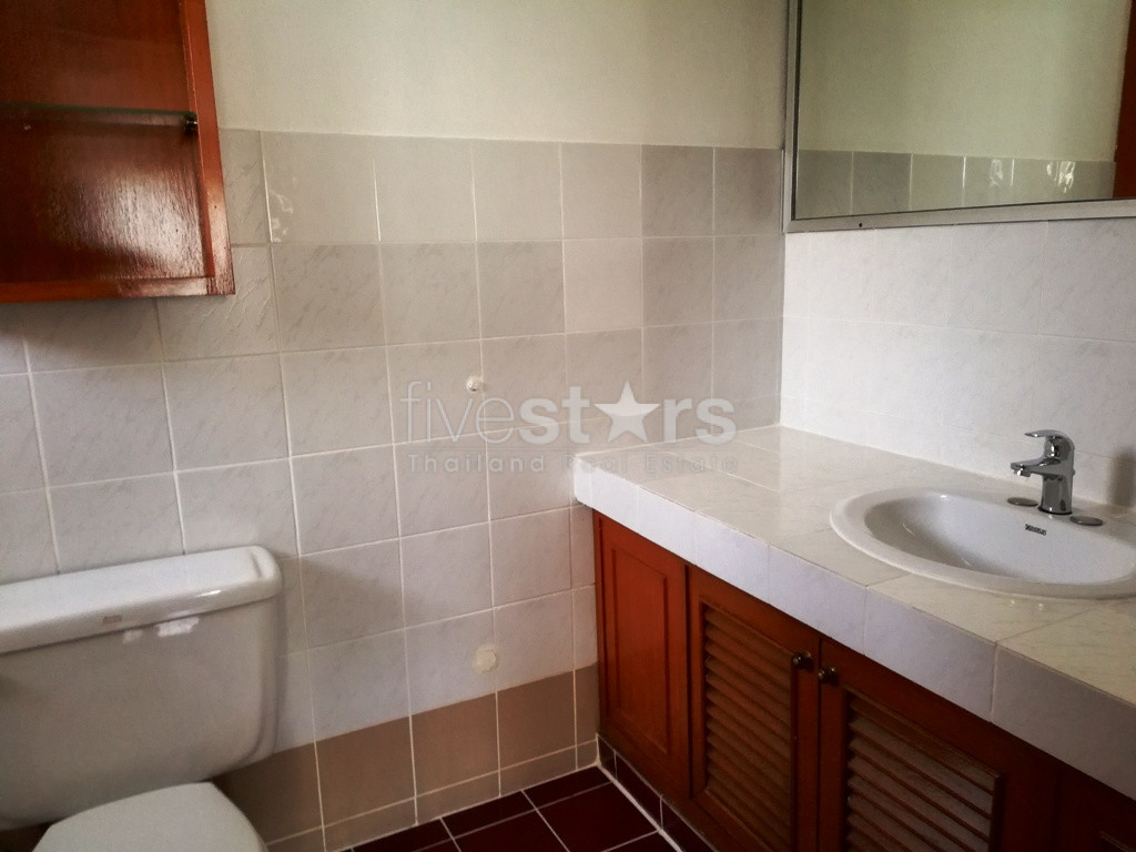 Large 3  bedrooms apartment for rent in Ekamai, photo 10