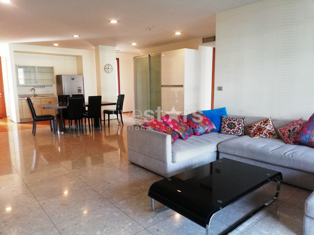 Pool view 3 bedrooms condo for rent near BTS Phrakhanong, photo 2