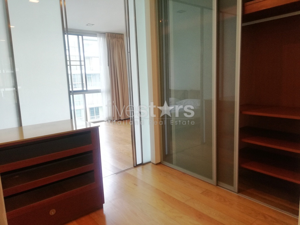 Pool view 3 bedrooms condo for rent near BTS Phrakhanong, photo 15