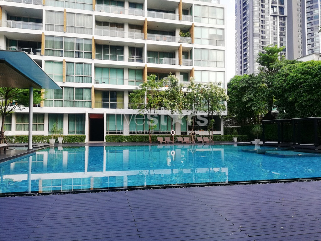Pool view 3 bedrooms condo for rent near BTS Phrakhanong, photo 22