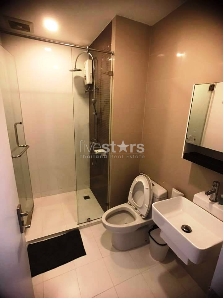 3 bedrooms condo for rent near BTS Phrakhanong, photo 9