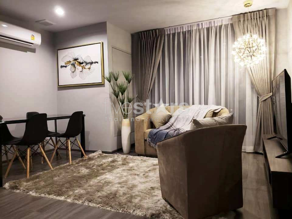 Brand new 2 bedrooms condo for rent in Ekamai