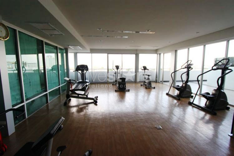 2 bedrooms condo for rent near BTS Ekamai, photo 11