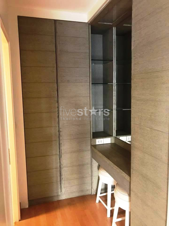 2 bedrooms condo for rent near BTS Ekamai, photo 4
