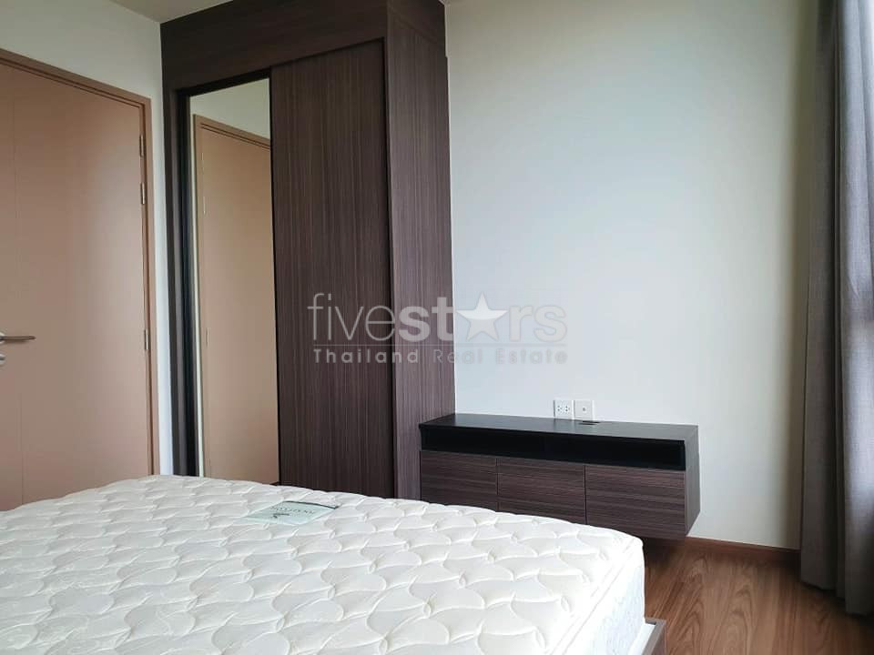 1 bedroom condominium for sale walking distance to Prakanong BTS, photo 4