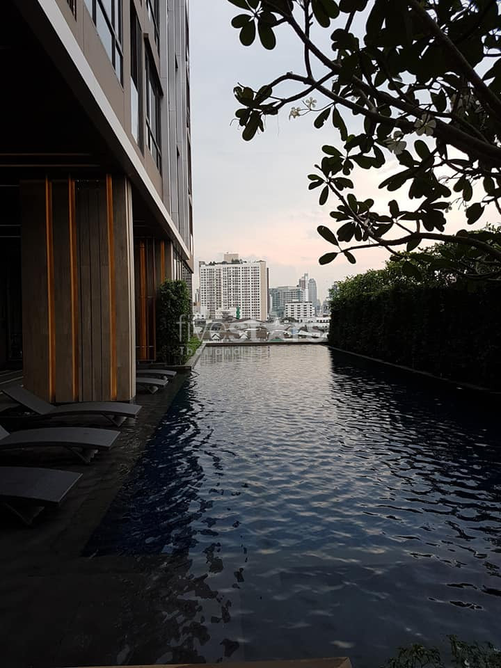 1 bedroom condominium for sale walking distance to Prakanong BTS, photo 12