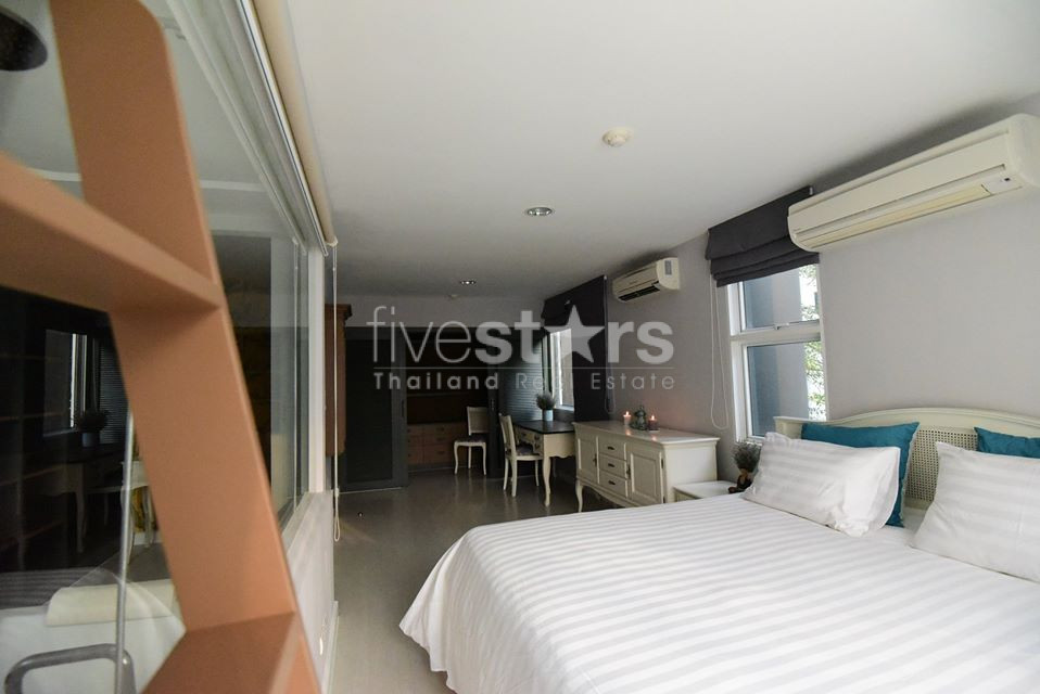 Large 1 bedroom condo for rent near in Ekamai and Phra Khanong area, photo 2