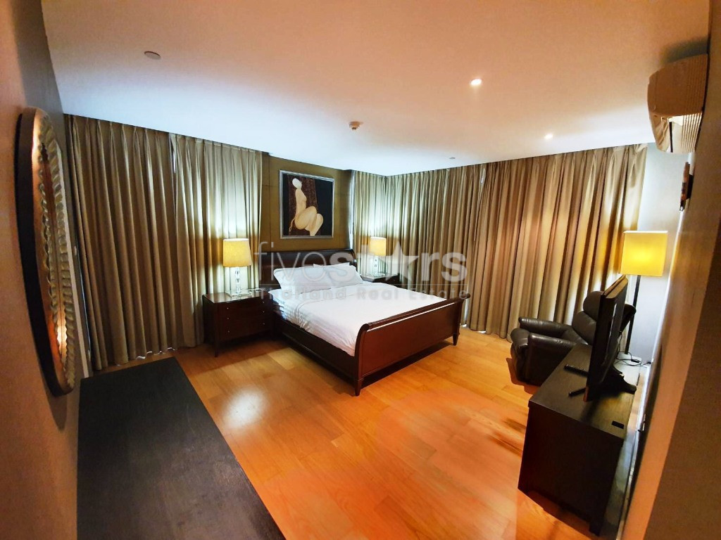 3 bedrooms condo for rent near BTS Ekamai, photo 4