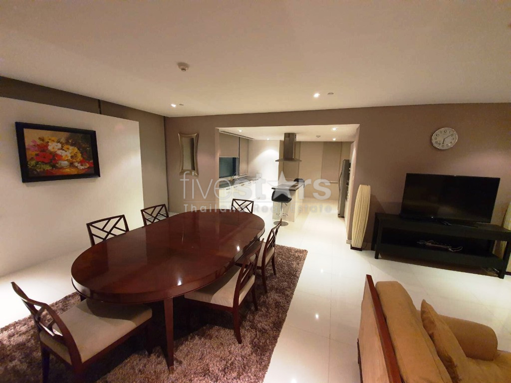 3 bedrooms condo for rent near BTS Ekamai, photo 2