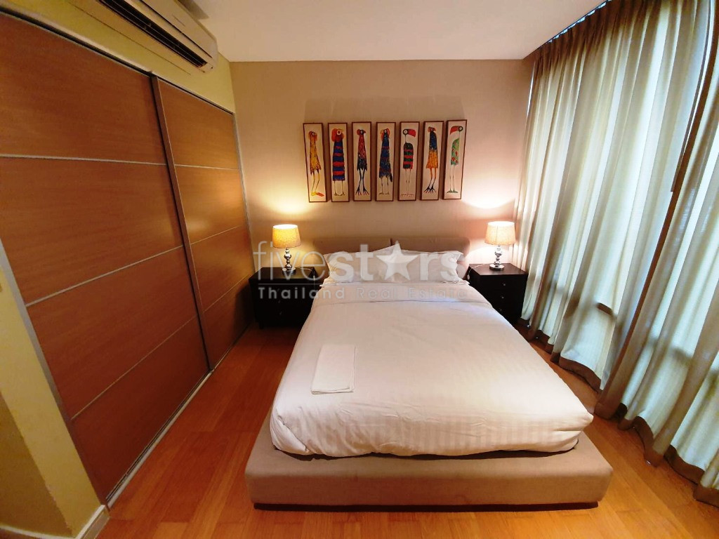 3 bedrooms condo for rent near BTS Ekamai, photo 6