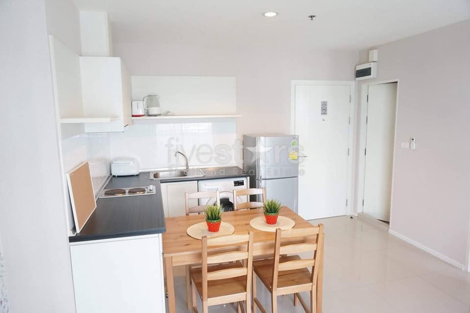 Appartement de 2 chambres à vendre près de la station de BTS Phra Kanong, photo 2