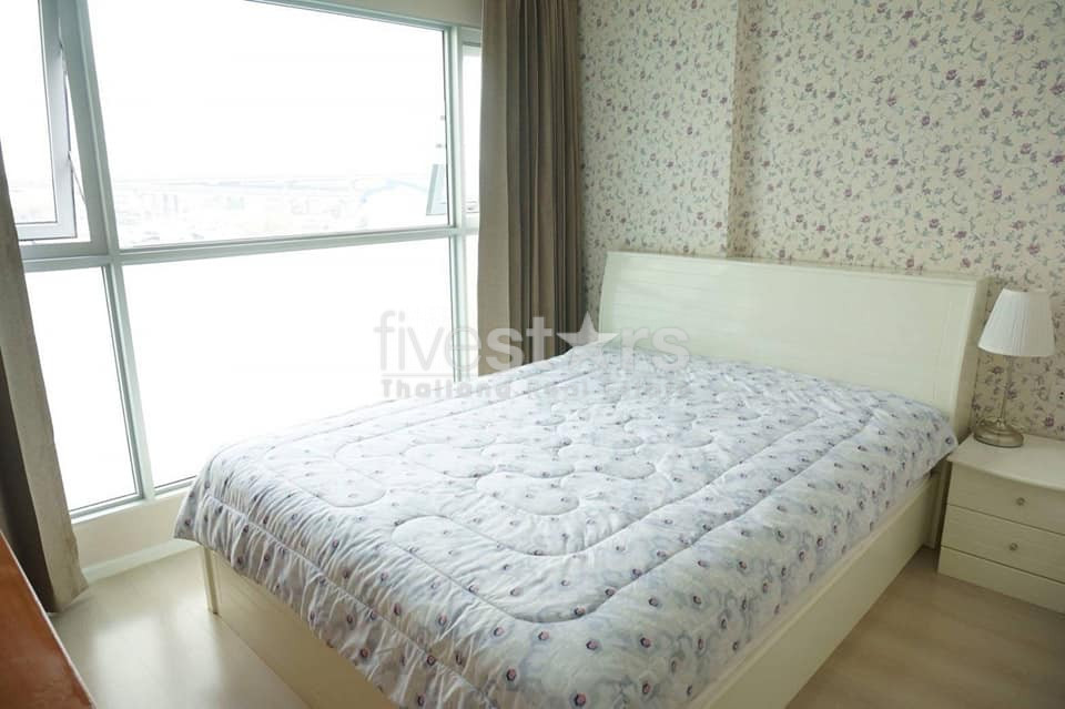 Appartement de 2 chambres à vendre près de la station de BTS Phra Kanong, photo 5
