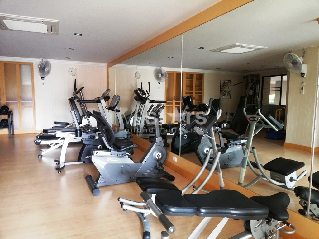 3 bedrooms condo for rent in Ekamai, photo 19