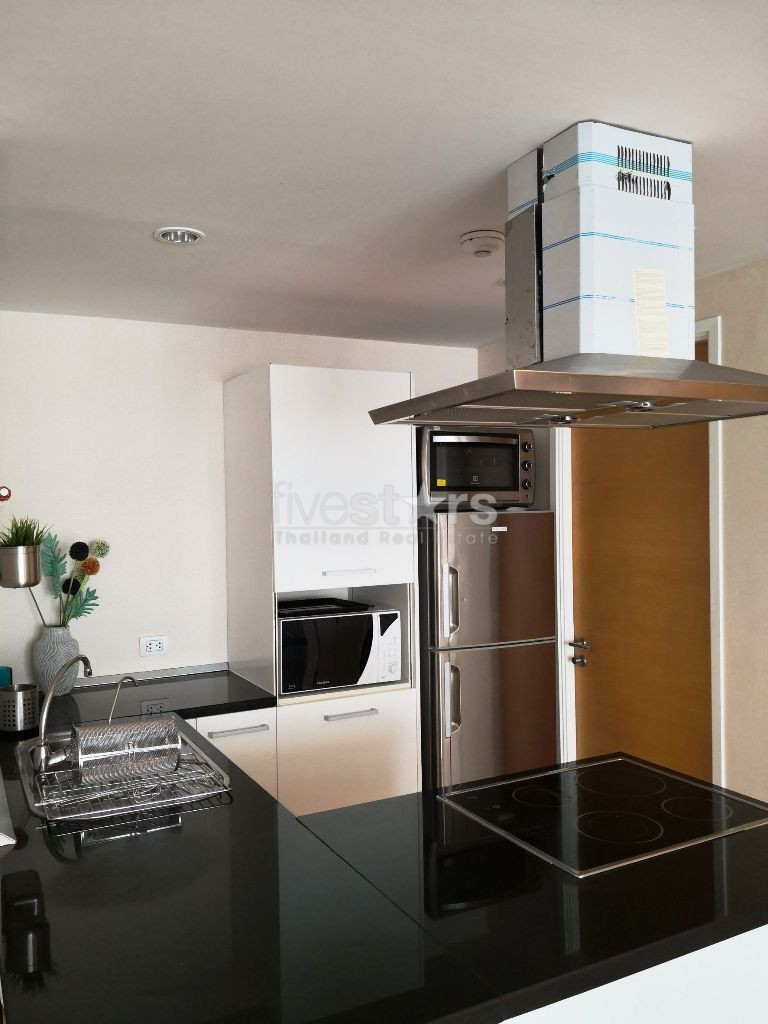Modern 2 bedrooms condo for rent near BTS Ekamai, photo 5